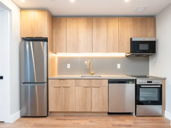 31-61 Vernon Boulevard image 12 of 75