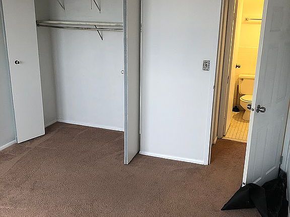 4th image of 4300 W Ford City Dr APT 1204