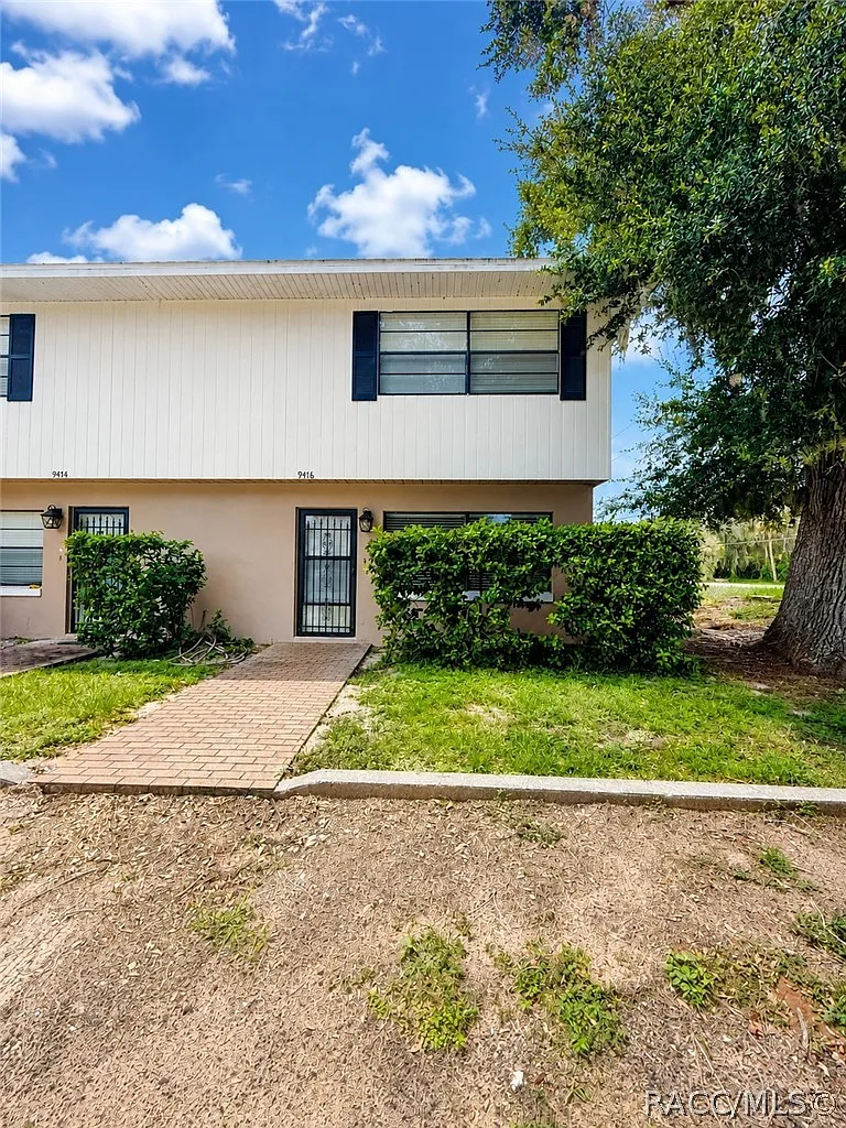 2 bed, 2.5 bath, 1440 sqft, $1,500 — Photo 1