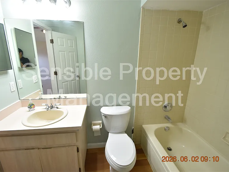 23223 Club Villas Dr #23223 — Photo 24