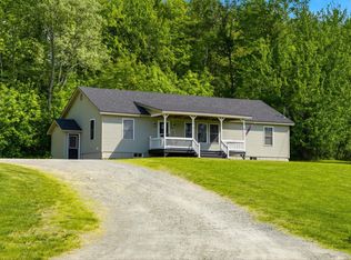 42 Winter Street, Lincoln, ME 04457