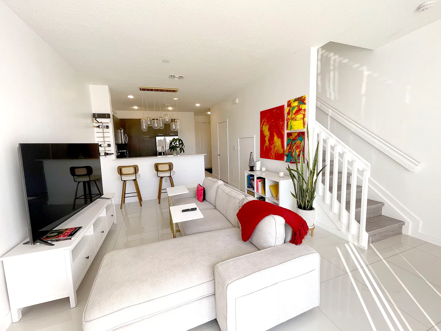 2 bed, 2.5 bath, 1120 sqft, $3,500 — Photo 3