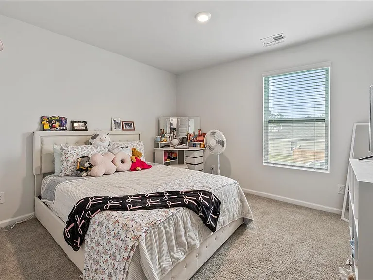 214 Ellie Way — Photo 31