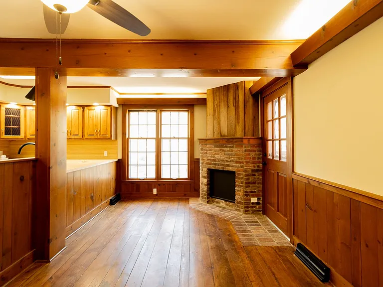 1008 Lakeshore Dr — Photo 19
