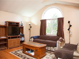 221 Knoell Rd, Goshen, NY 10924