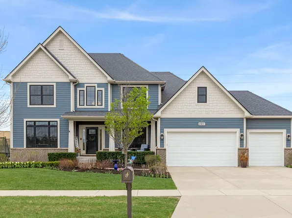 3931 Mahogany Ln, Naperville, IL 60564