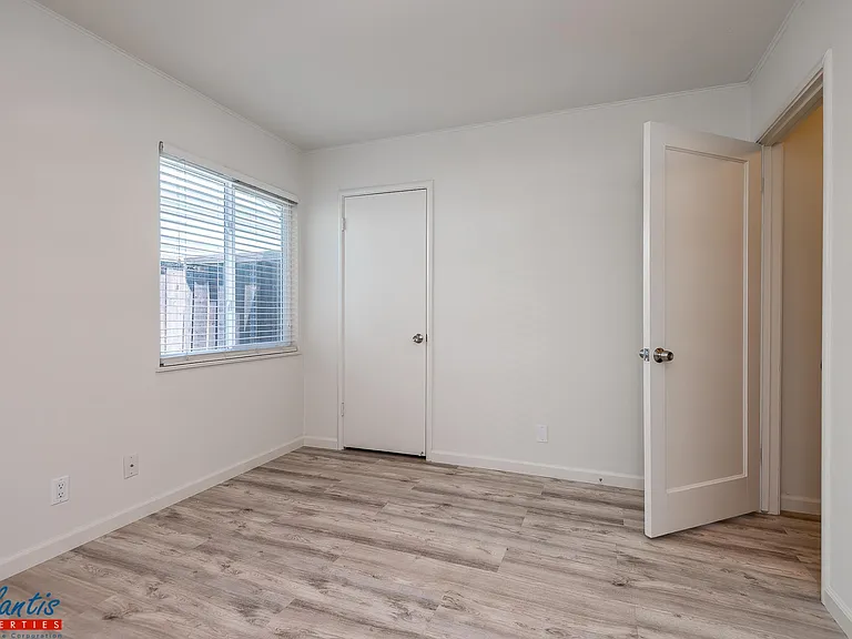 684 Malarin Ave — Photo 6