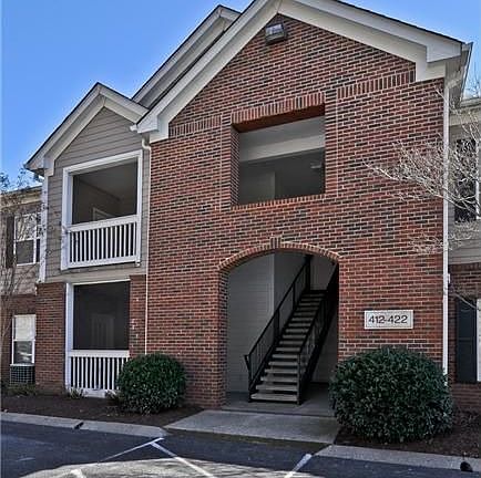 3rd image of 6820 Highway 70 S APT 417