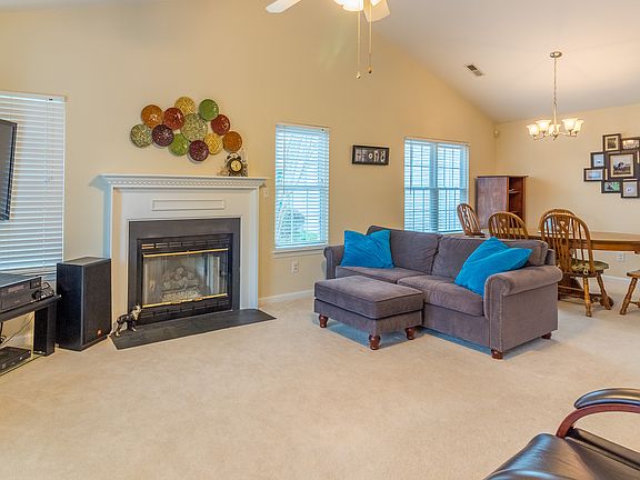 2nd image of 2280 Timberneck Ln