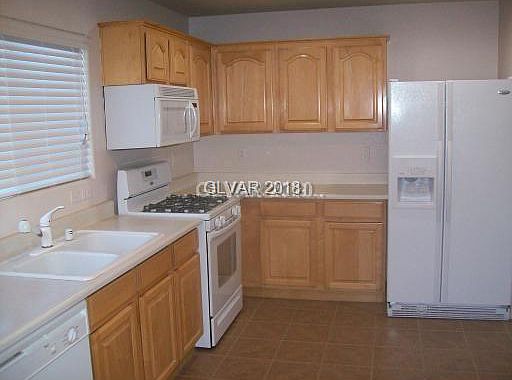 2nd image of 5670 Henshaw Ave