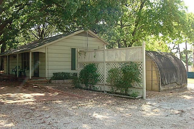 1st image of 1301 E Sherman Dr