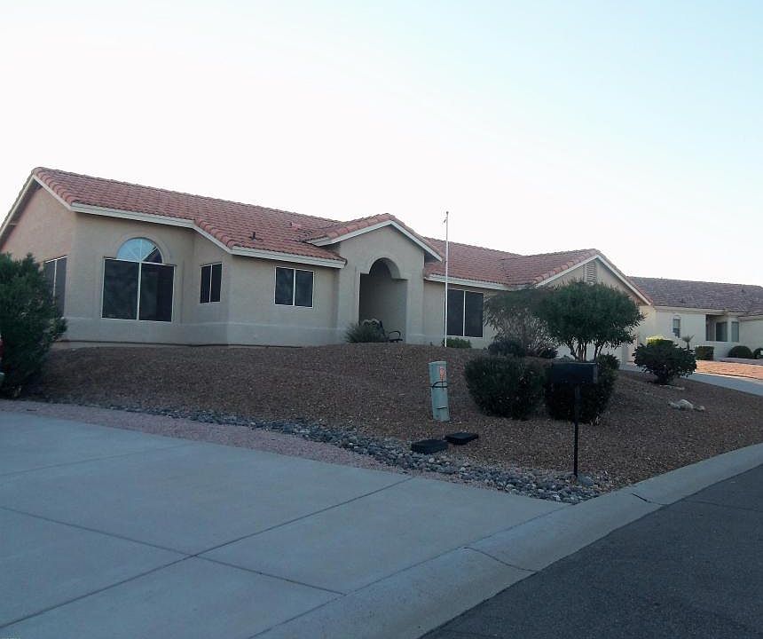 1st image of 16545 E Fairfax Dr
