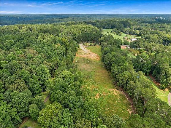4th image of 615 Hickory Flat Rd