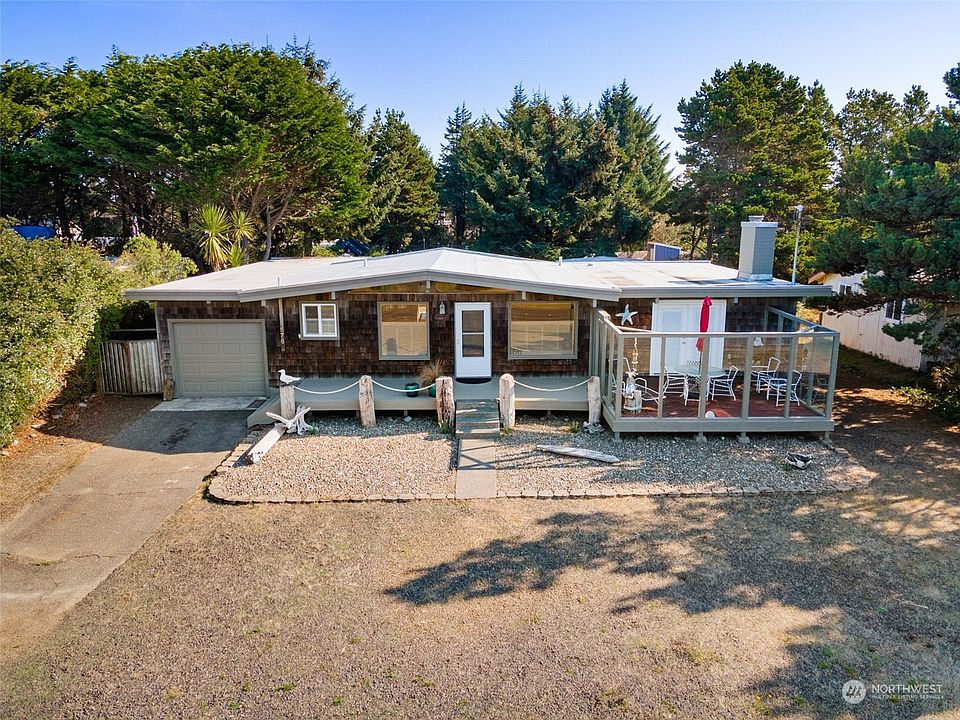 576 Ocean Shores Boulevard NW, Ocean Shores, WA 98569 Zillow