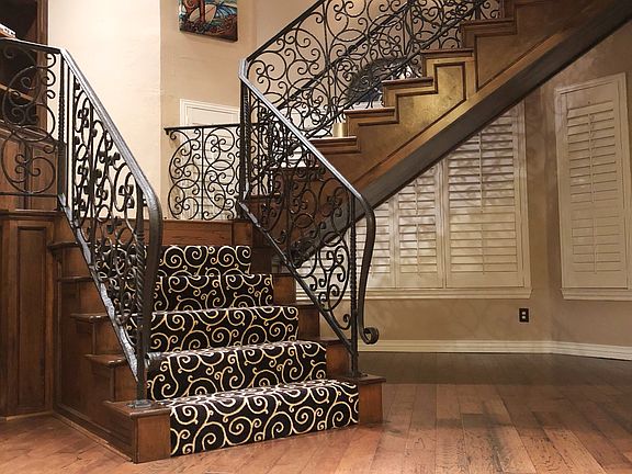 Entry Staircase