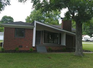 1100 Rogers Lake Rd, Kannapolis, NC 28081