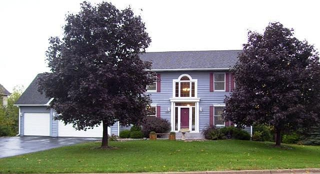 1st image of 1901 Great Oaks Dr
