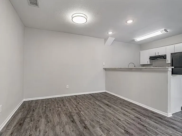 C2 - 2BD, 2BA - 1350SF - Dining Room