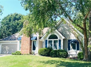 10202 NW 87th St, Kansas City, MO 64153