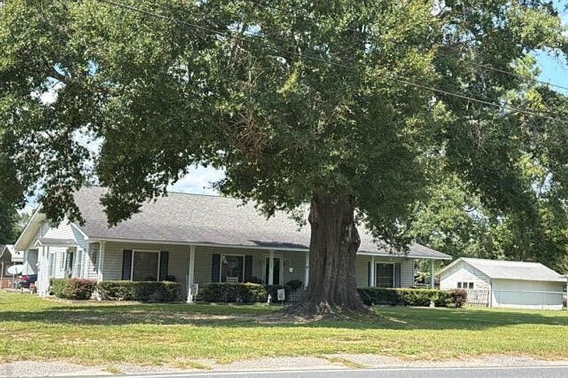 1st image of 1316 Brickyard Rd