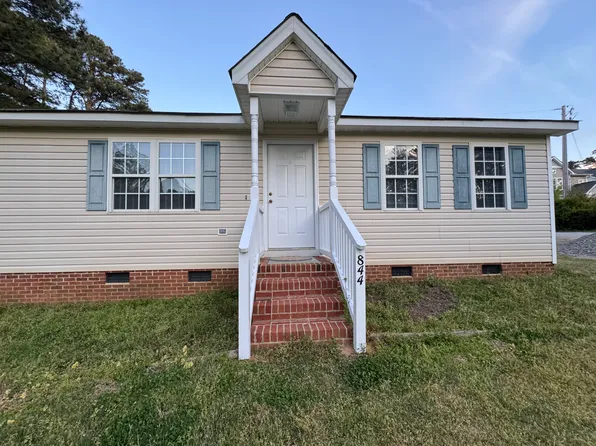 844 N Franklin St, Wake Forest, NC 27587