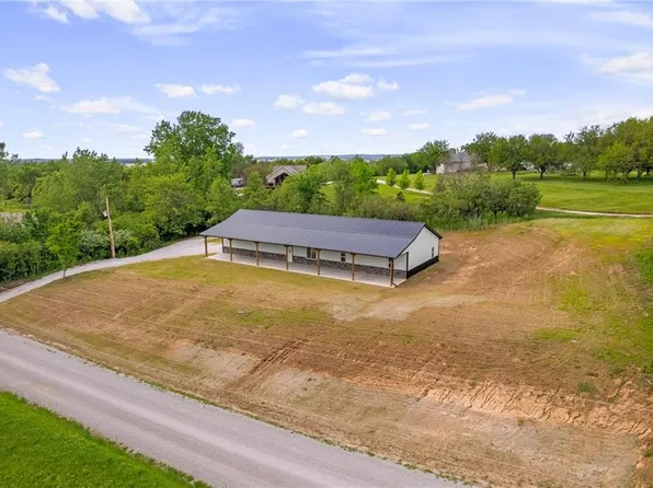 14554 Riverview Dr, Napoleon, MO 64074