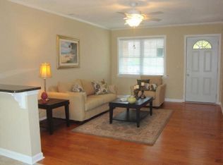 111 Village Green Cir, Summerville, SC 29486