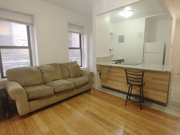 2nd image of 320 W 111th St APT 2
