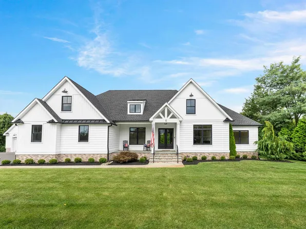 6 Eagles Way, Cape May Court House, NJ 08210