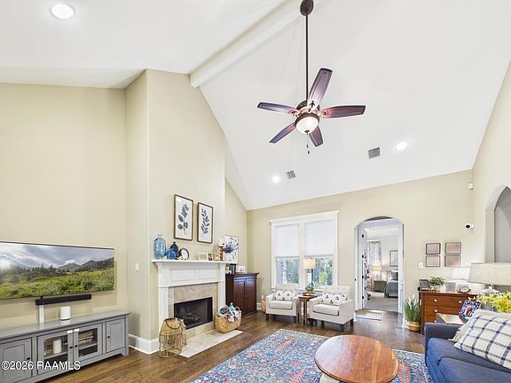 5th image of 402 Summerland Key Ln