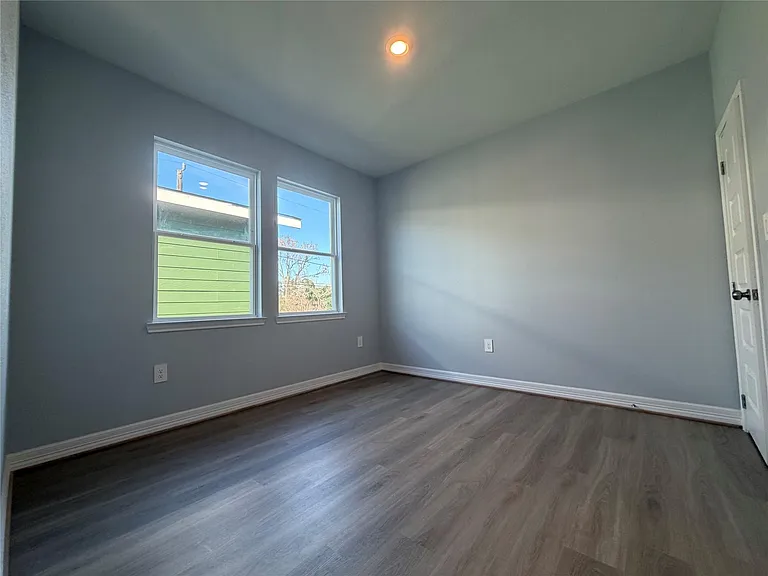 9307 Noel St — Photo 7