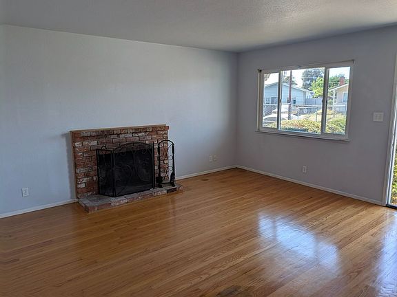 3rd image of 120 Harvard Ave