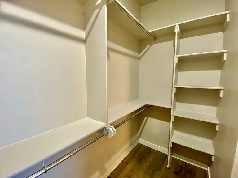 4923 Spring Ridge — Photo 11