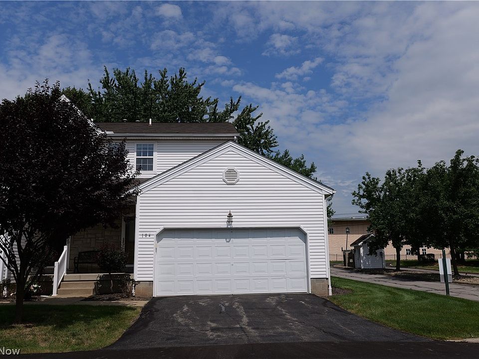 1st image of 601 E Western Reserve Rd