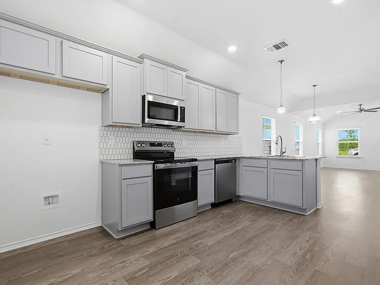 342 Monty Rd — Photo 11