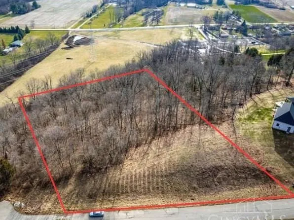 3235 Covered Wagon Estates Ln, Hamilton, OH 45013