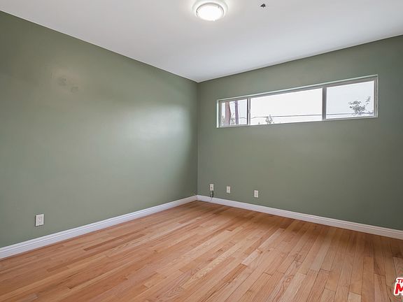 4th image of 6339 Morse Ave APT 205