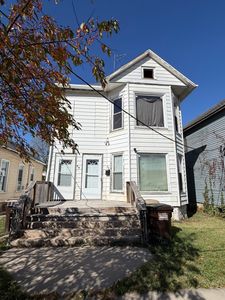 22-24 W Clark St, Freeport, IL, 61032