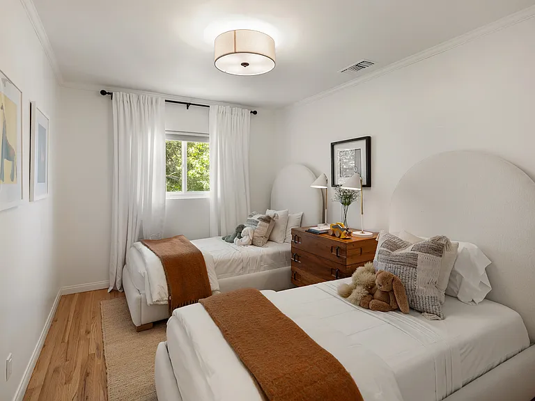 510 Foothill Ave — Photo 40