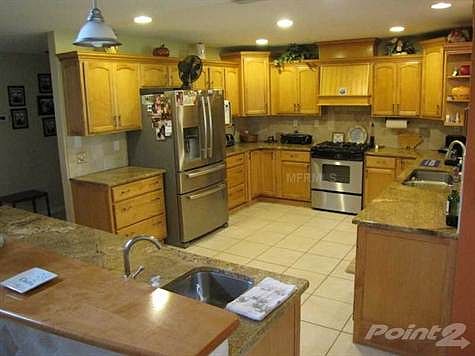 3rd image of 2770 Saint Andrews Blvd