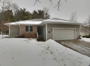 4411 Forest Valley Rd, Wausau, WI 54403