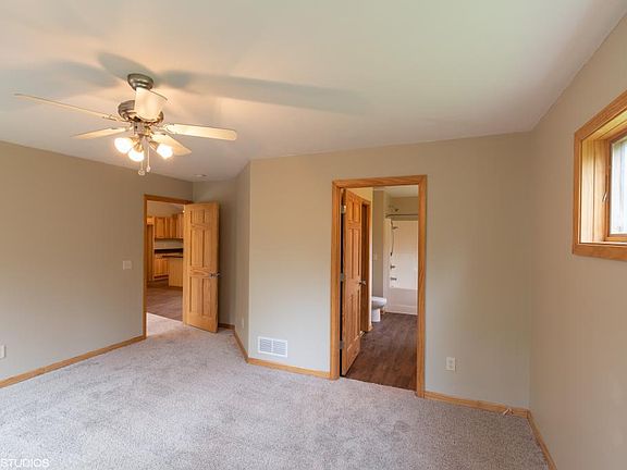 3rd image of 31434 Oriole Ave