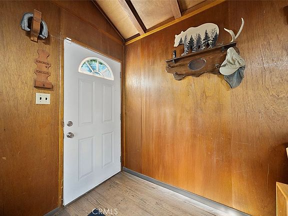 3rd image of 330 Canyon Dr