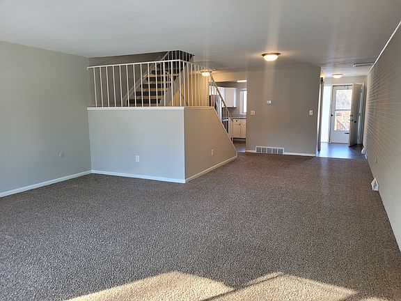 5th image of 205 Dewitt St #213-1/2