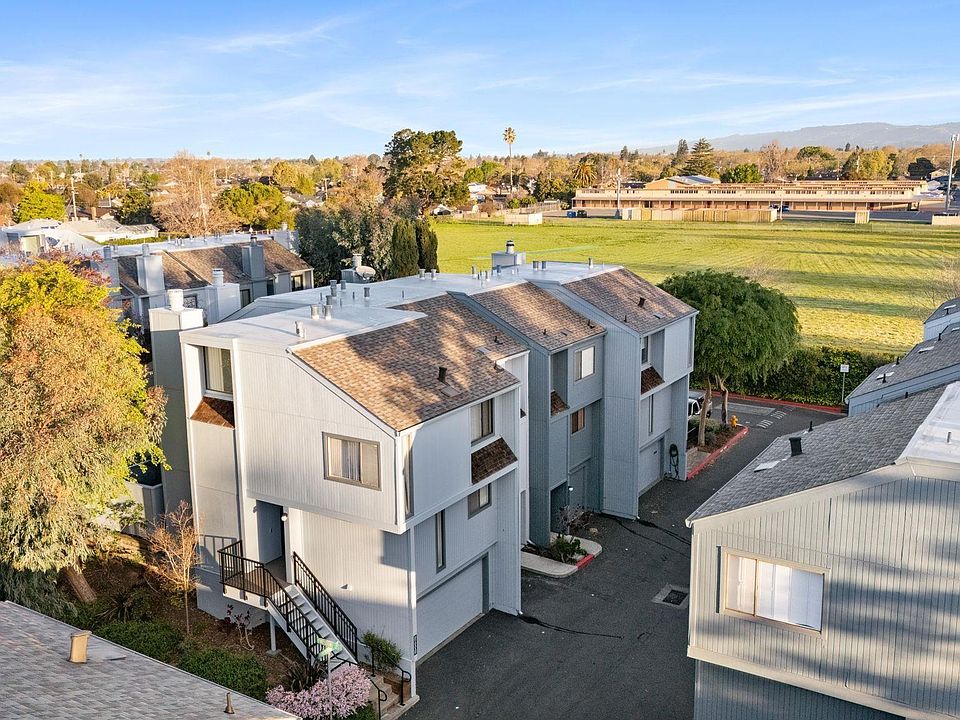 1st image of 17999 Firestone Rd