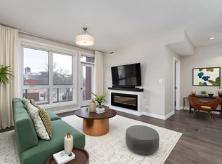 Bentley The, Edmonton, AB T6G 0Y3