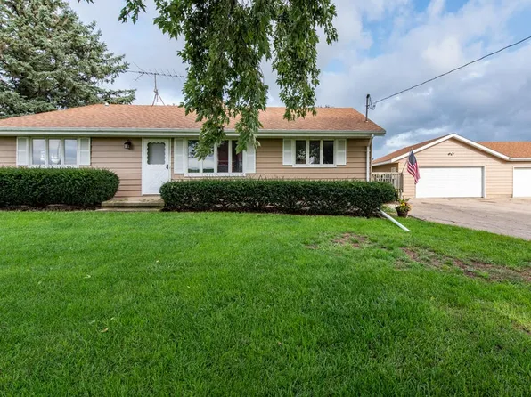 3911 288th Ave, Salem, WI 53168
