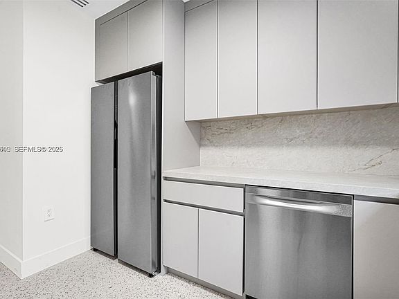 3rd image of 341 NW 43rd St