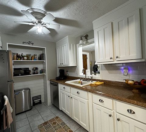 5th image of 60 Greentree Ln APT 29