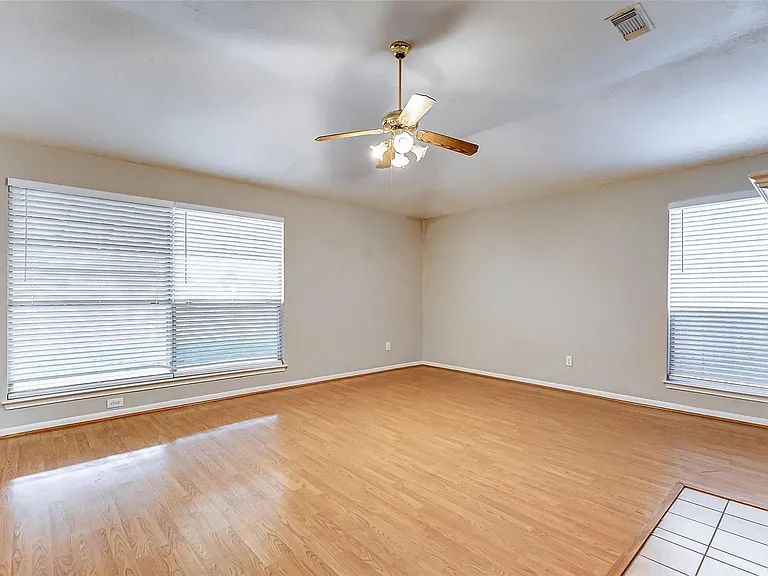 23922 Spring Dane Dr — Photo 21